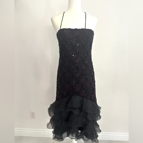 Dresses & Skirts - Vintage Style Black Strapless Dress with Ruffle Hem